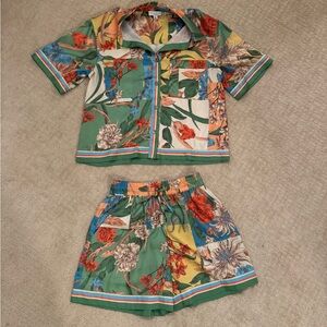 Current Air Multicolor Silk Floral Set